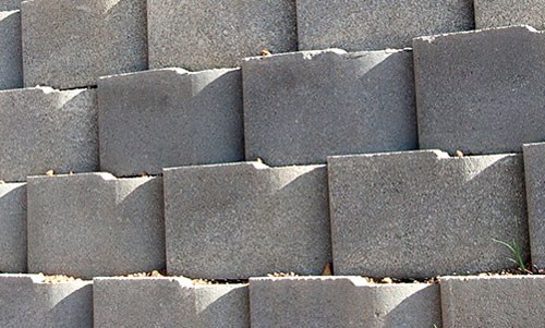 gallery/retaining wall